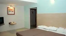 Hotel Raviraj Pune 