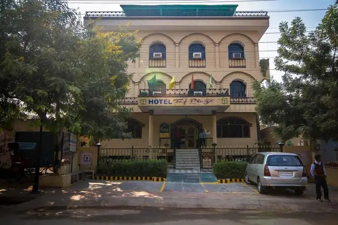 Hotel Taj Plaza