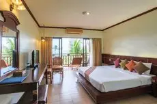 Lanta Casuarina Beach Resort 