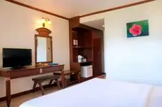 Lanta Casuarina Beach Resort 