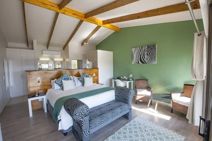 Elephant Hide of Knysna Guest Lodge 