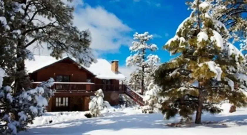 Canyon Crest Lodge 