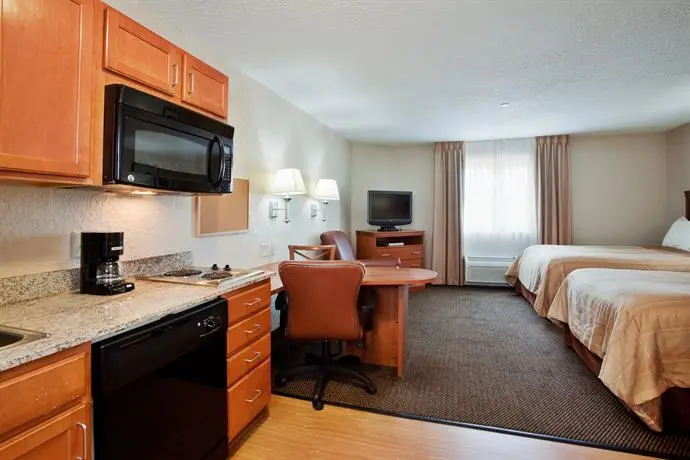 Candlewood Suites Chesapeake-Suffolk 