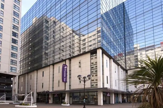 Premier Inn Cardiff City Centre