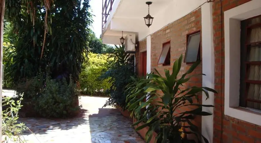 Residencial Uno Hostel 