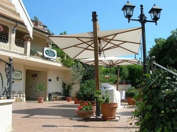 Hotel Restaurant Le Terrazze Sul Gargano 