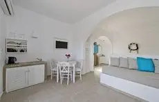 Alizea Villas & Suites 