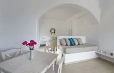 Alizea Villas & Suites 