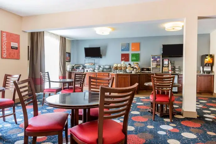 Comfort Inn & Suites South Burlington