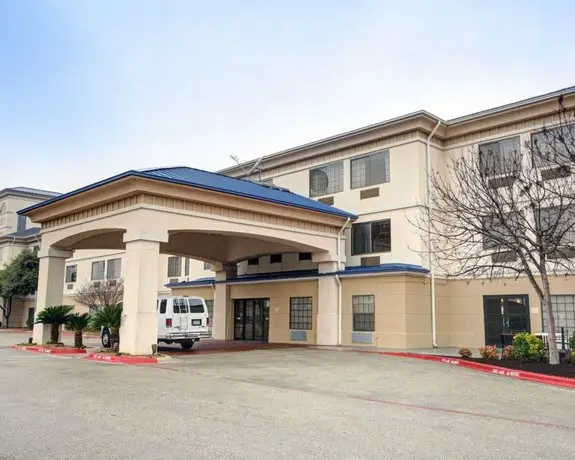 Quality Inn & Suites Austin Airport