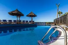 Apartamentos BlueBay Beach Club 