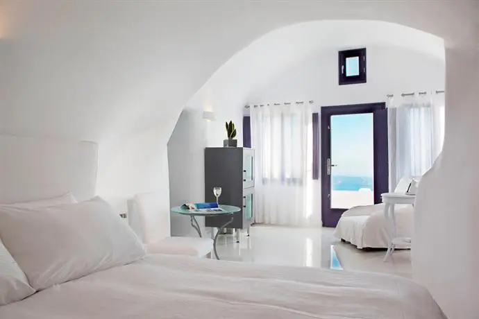 Katikies Chromata Santorini - The Leading Hotels of the World 