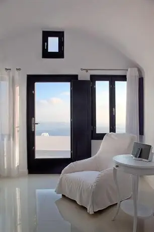 Katikies Chromata Santorini - The Leading Hotels of the World 