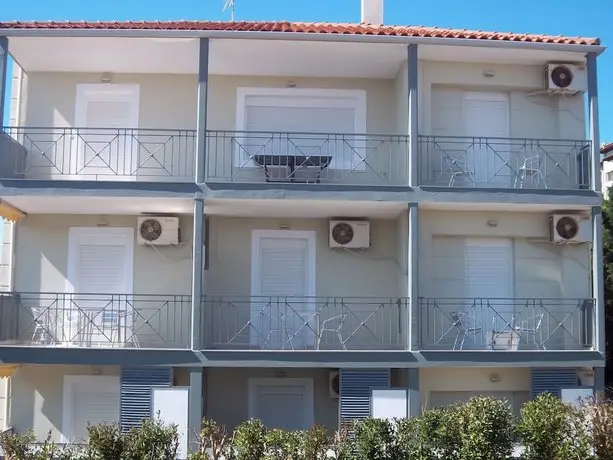 Milos Apartments Afytos 