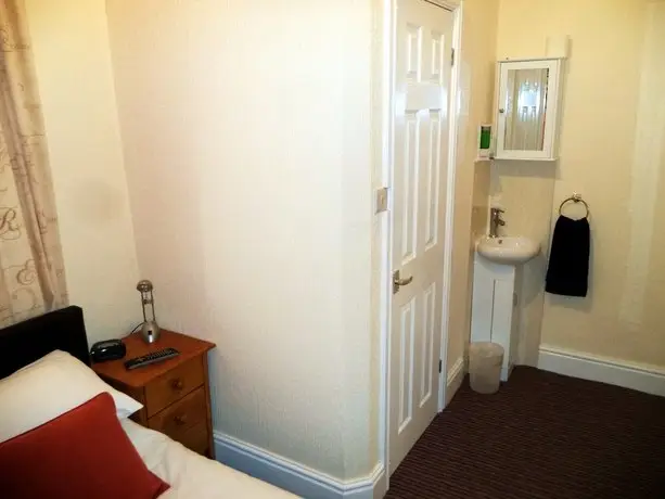 Phoenix Guest House Blackpool 