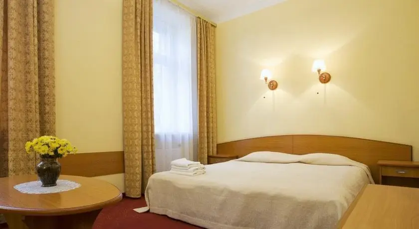 Rija Irina Hotel 