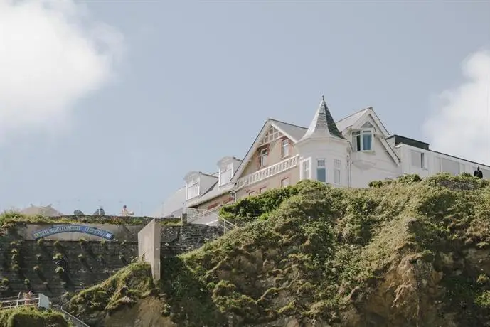 Trebarwith Hotel