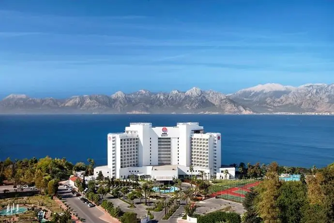 Akra Hotel 