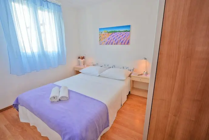 Rooms Sunce Supetar Island Brac 