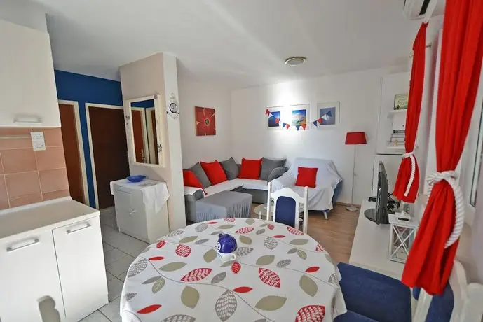 Rooms Sunce Supetar Island Brac 