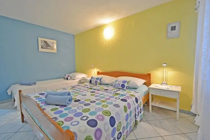 Rooms Sunce Supetar Island Brac 