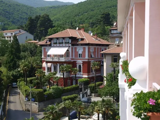 Hotel Mozart Opatija 