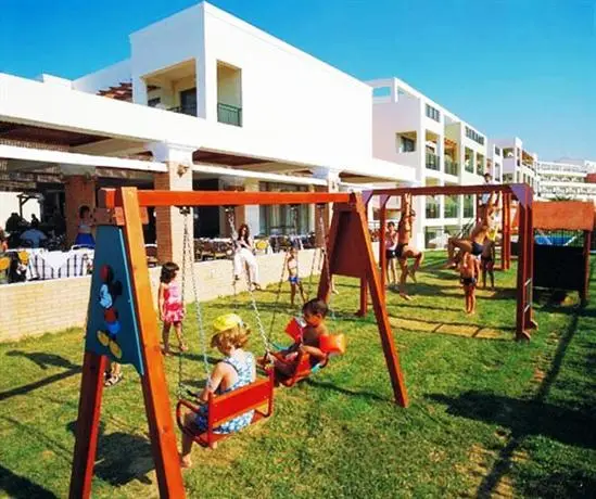 Hydramis Palace Beach Resort 