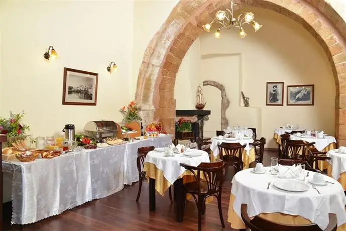 Porto Del Colombo Traditional Boutique Hotel