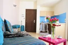 Steris Elegant Beach Hotel & Apartments 