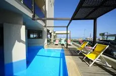 Steris Elegant Beach Hotel & Apartments 