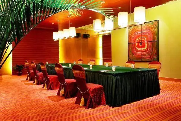 Dongguan Royal Garden Hotel 