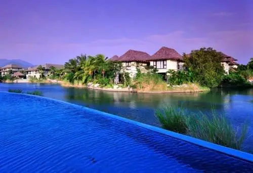 Yalong Bay Villas & Spa 