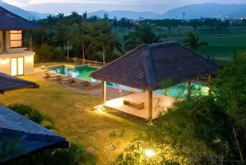 Yalong Bay Villas & Spa 