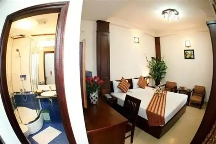 Hanoi Street Hotel 