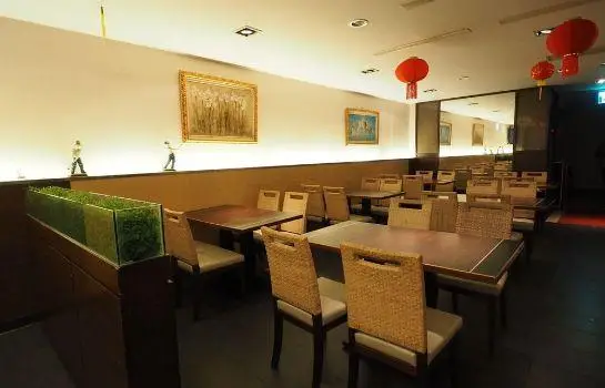 Young Soarlan Hotel - Tainan 