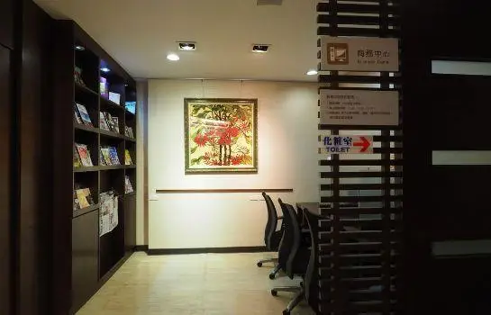 Young Soarlan Hotel - Tainan 