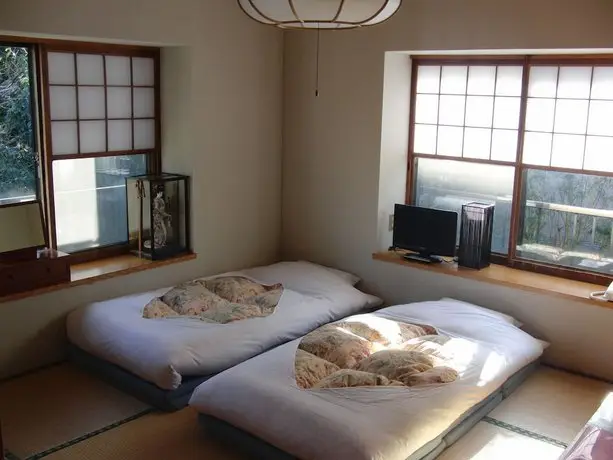 Fuji-Hakone Guest House