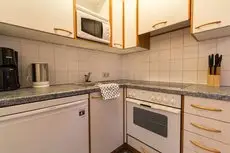 CheckVienna - Apartmenthaus Hietzing 