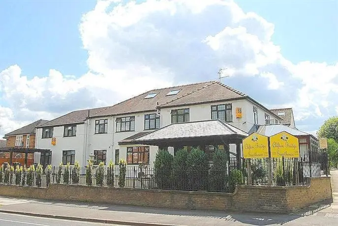 Clifton Bridge Guesthouse 