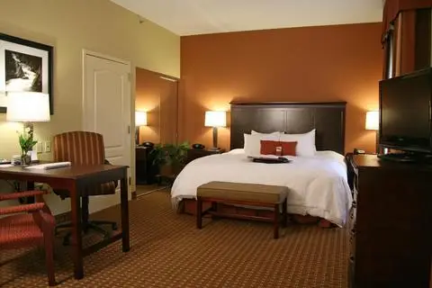 Hampton Inn & Suites Sevierville at Stadium Drive