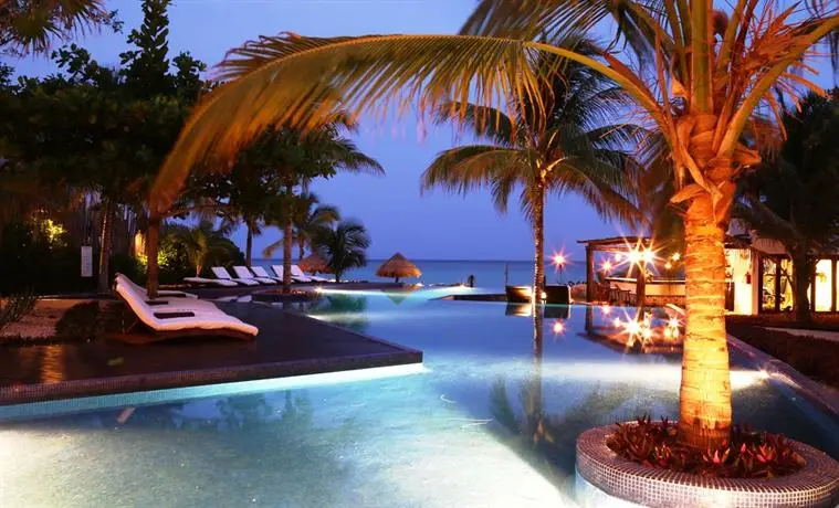 Le Reve Boutique Beachfront Hotel 