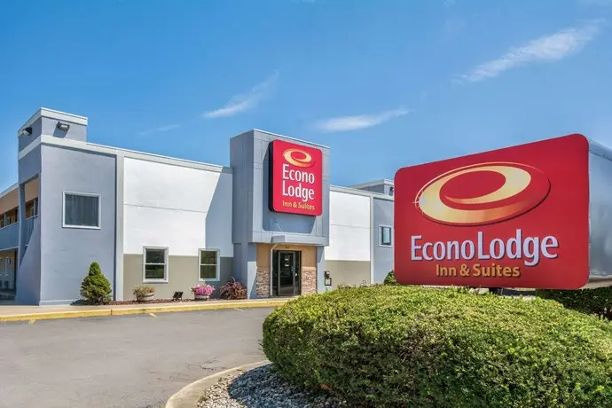 Econo Lodge Inn & Suites Columbus Indiana 