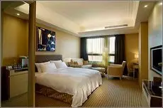 Justwin Grand Hotel 