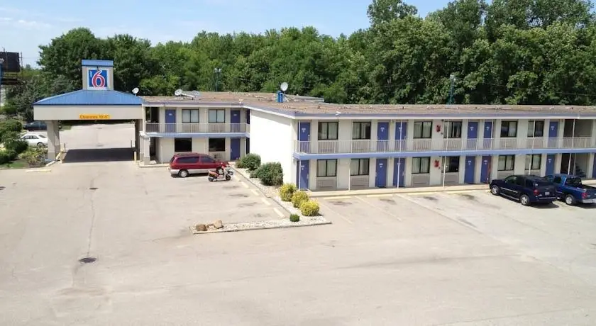 Motel 6 Evansville 