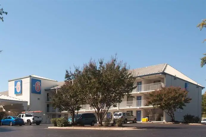 Motel 6 Southwest Raleigh - Cary 