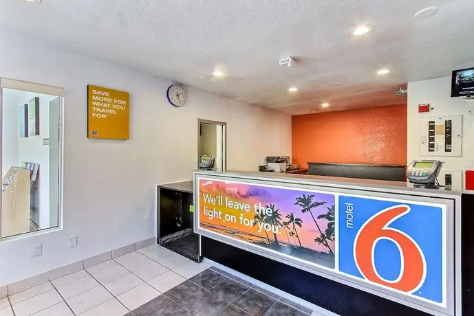 Motel 6 Santa Clara