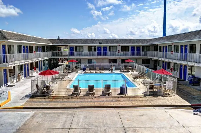 Motel 6 New Orleans - Slidell 