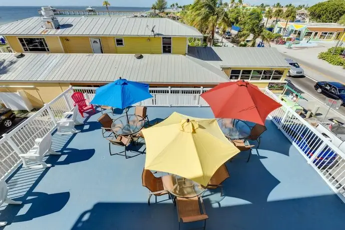 Pierview Hotel and Suites 