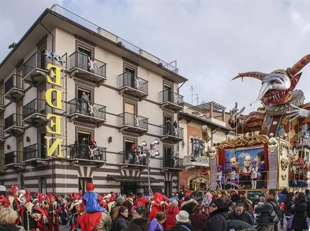 Hotel Eden Viareggio 