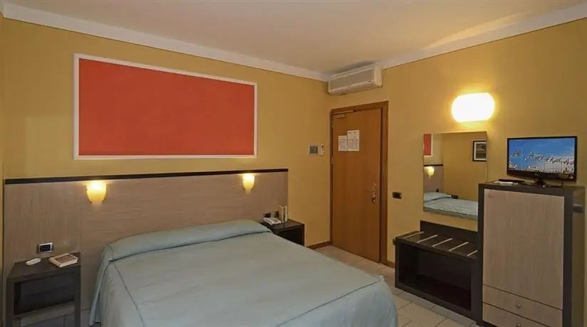 Hotel Tirrenia Viareggio 